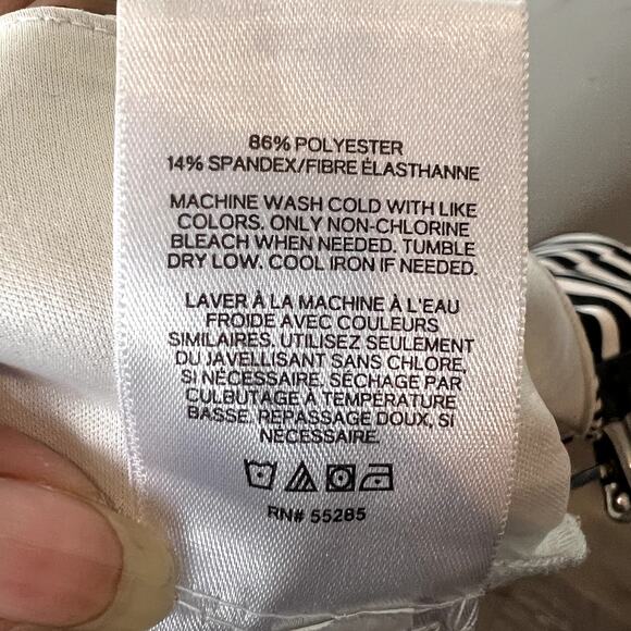 Express Black & White Striped High Rise Stretch Side Zip Culottes Women's Size 8 - Picture 8 of 8